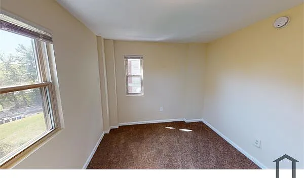 3 bed, $2,549 — Photo 3