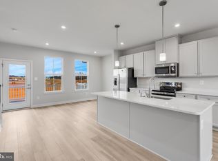 1733 Destrier St, Ranson, WV 25438