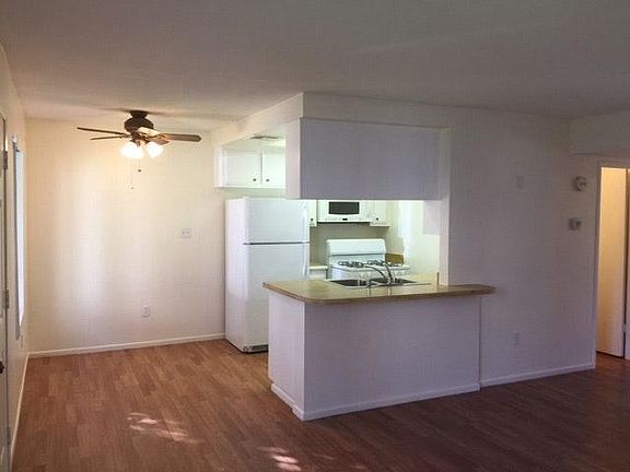 4th image of 82567 Avenue 48 APT 82