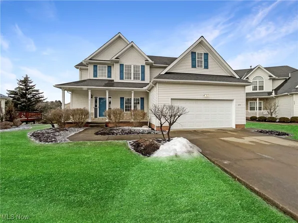 655 Winslow Dr, Aurora, OH 44202