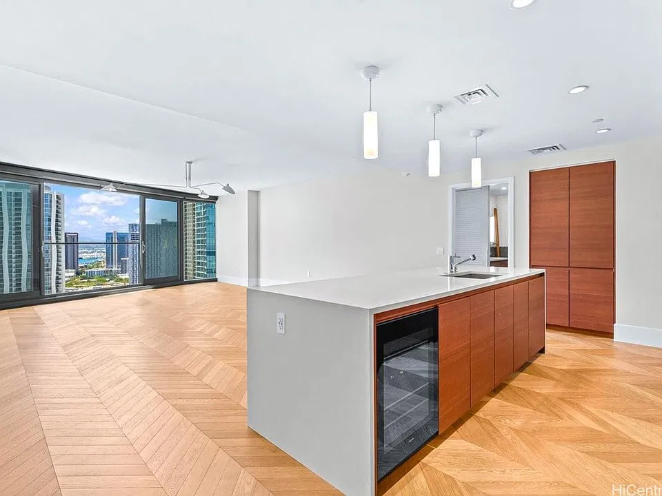 1108 Auahi St #2903