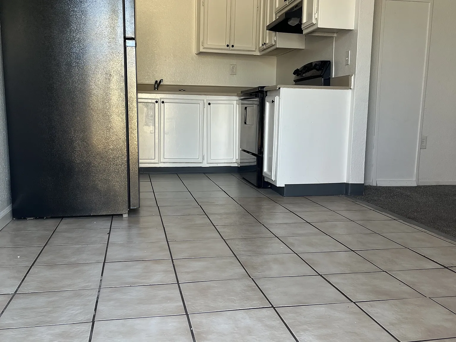1115 Holly Avenue #B - B — Photo 3