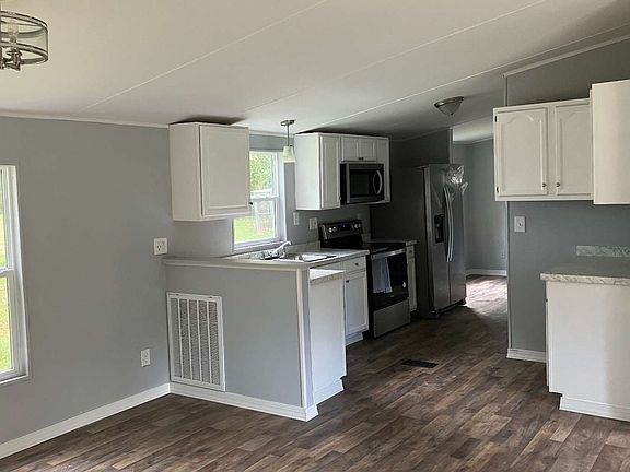 2nd image of 247 SE Stanford Pl