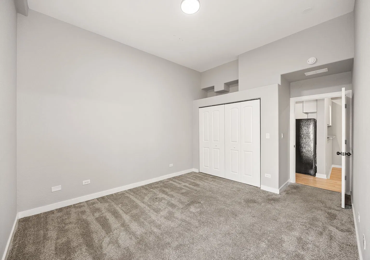 2 Bedroom, 2 Bath apartment — Photo 4