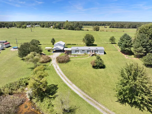 169 Tom Welch Rd, Crossville, TN 38571