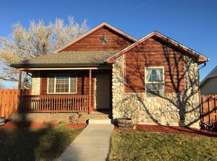 3525 Ridge Rd, Cheyenne, WY 82001