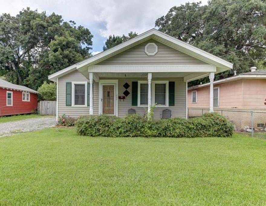 1st image of 202 S Landry Dr