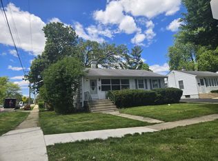 102 N Berteau Ave, Bartlett, IL 60103