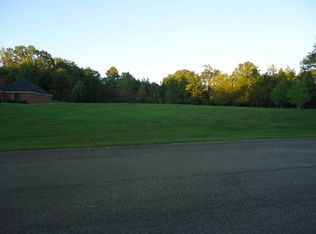 9 Country Squire Rd, Natchez, MS 39120