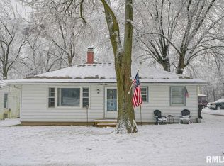 214 Scenic Park Dr, Creve Coeur, IL 61610