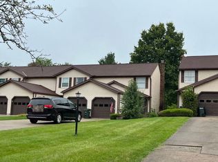548 Topaz Ln, Brunswick, OH