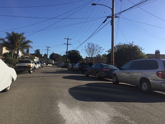 4th image of 7762 Outlook Ave