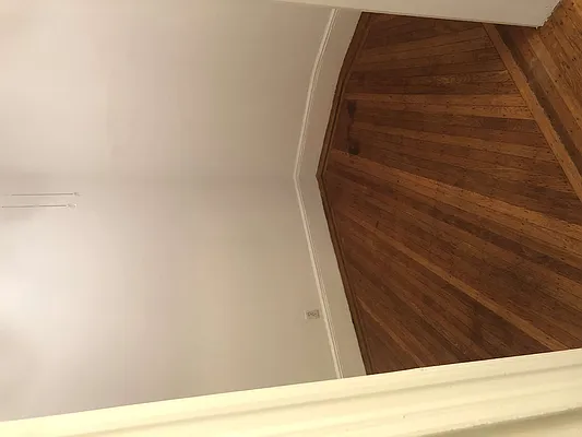 Rented by Melissa Conanan, LREB | media 10