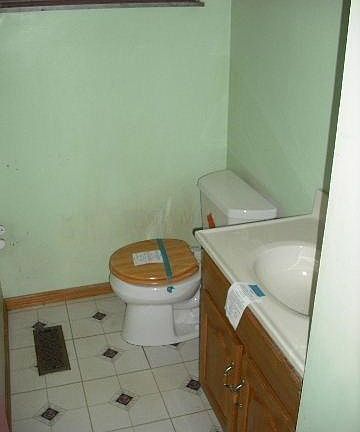 5th image of 2153 Keller Pl E