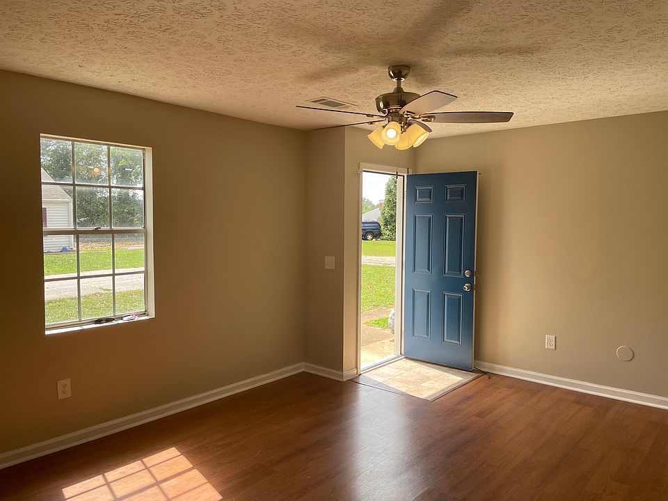 1st image of 68 Cedar Hill Cir APT 4B