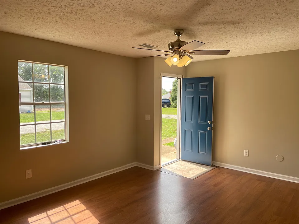 68 Cedar Hill Cir #4B
