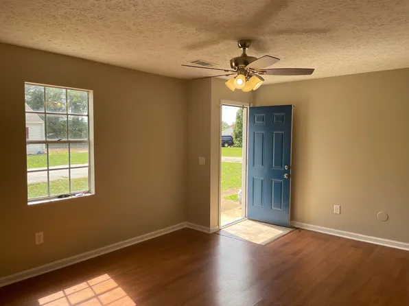 68 Cedar Hill Cir APT 4B, Watkinsville, GA 30677