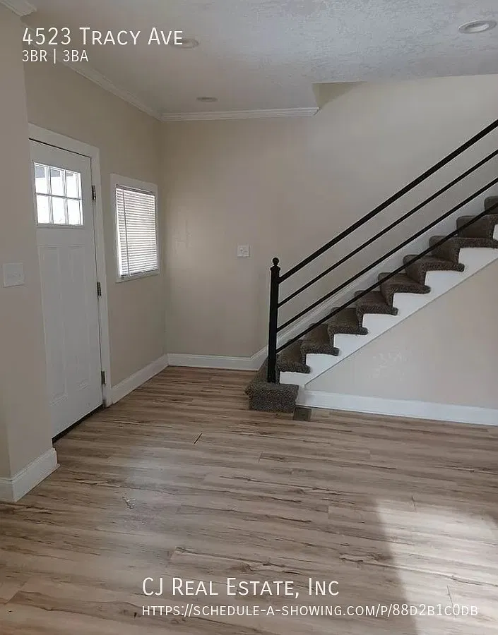 3 bed, 2.5 bath, $1,549 — Photo 2