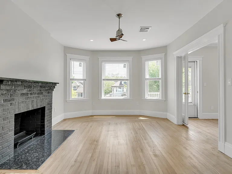 17 Alden Rd #2 — Photo 3
