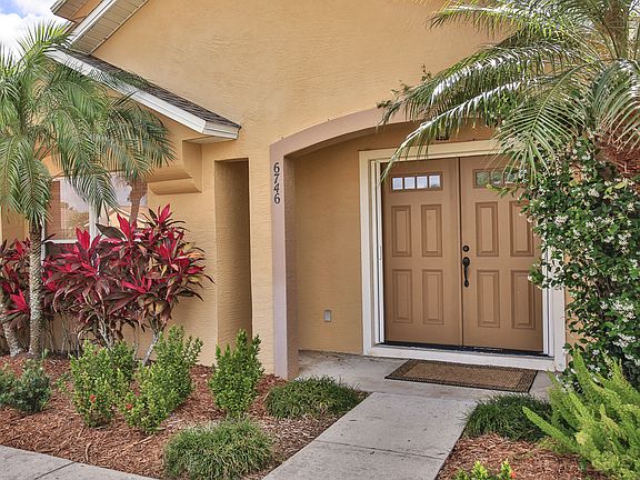 2nd image of 6746 Ferri Cir