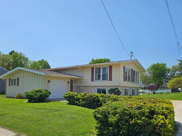 410 N 5th St, Monmouth, IL 61462