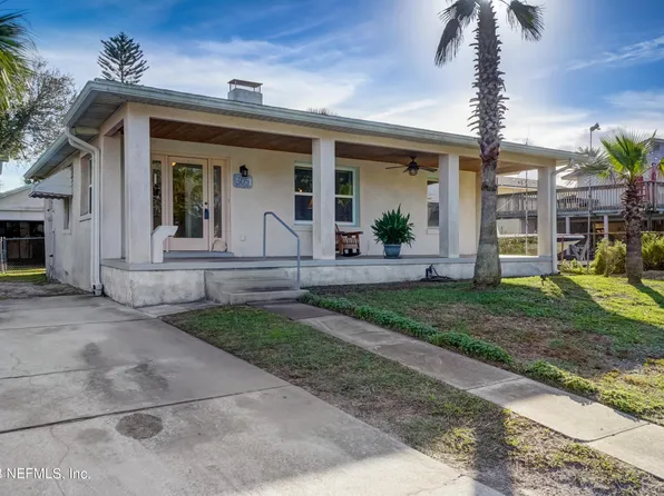 305 PINE Street, Neptune Beach, FL 32266