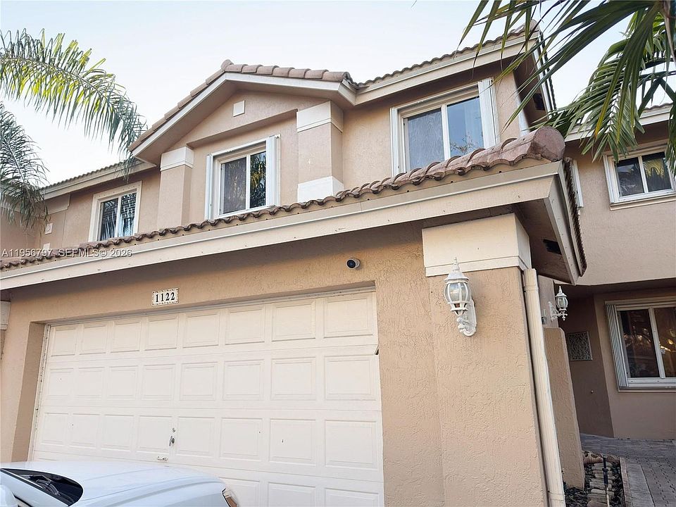 1st image of 1122 SW 158th Ave #0