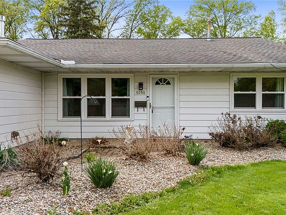 4th image of 6166 Cumberland Ct