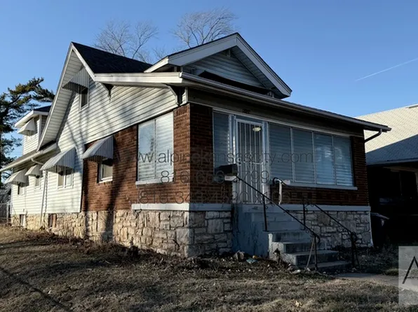 5248 Olive St, Kansas City, MO 64130