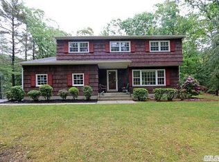 27 Heights Rd, Northport, NY 11768