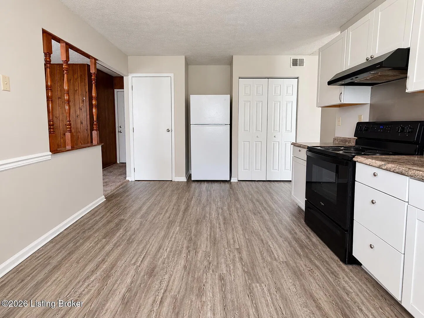 3 bed, 1.0 bath, 1407 sqft, $1,595 — Photo 4
