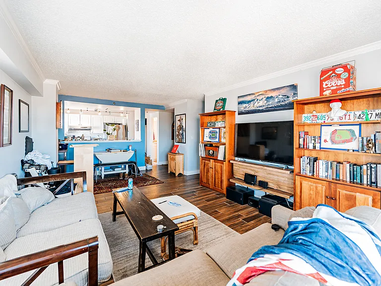 15 N Beacon St #1 — Photo 11