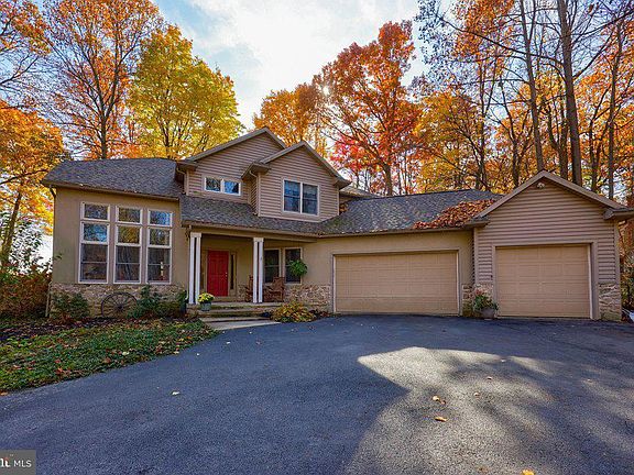 2nd image of 89 Deerfield Dr