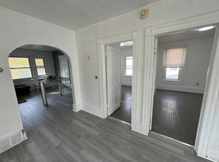 1185 E 74th St APT 1, Cleveland, OH 44103