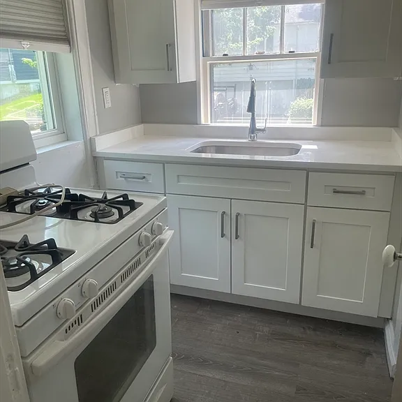 21 Arbor Ln #21 — Photo 4