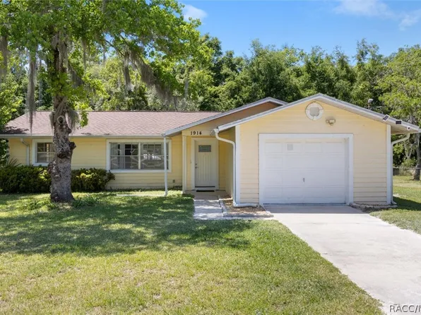 1914 N Betty Point, Lecanto, FL 34461