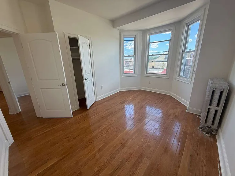 6000 Palisade Ave #8 — Photo 6