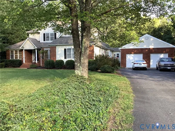 12132 Heath Pond Dr, Ashland, VA 23005