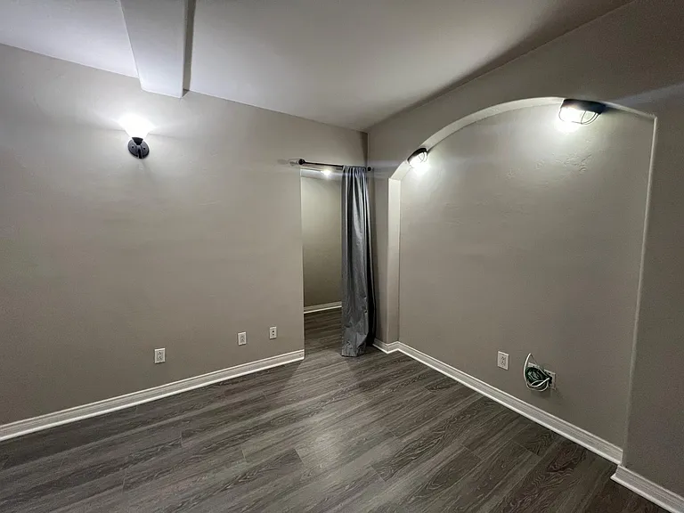 1820A Titus St — Photo 11