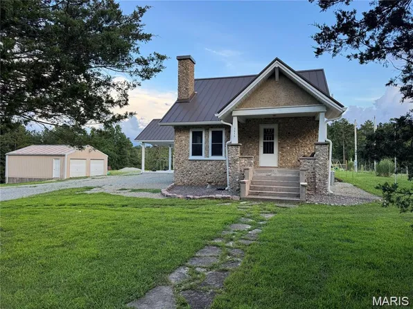 1515 Madison St #404, Fredericktown, MO 63645