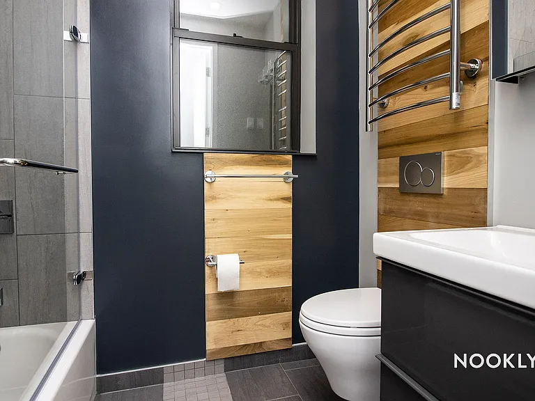 1553 De Kalb Ave #1R — Photo 12