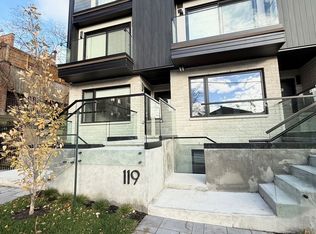 119 Springfield Rd #1, Ottawa, ON K1M1C5