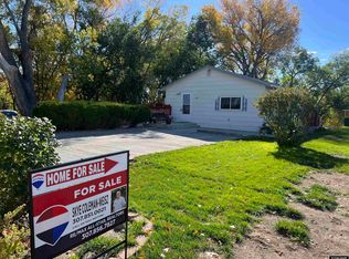 1317 E Washington Ave, Riverton, WY 82501