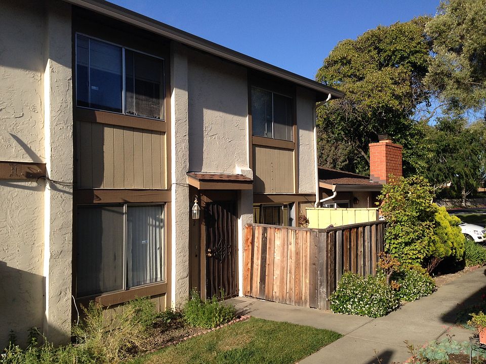 1st image of 2167 Medallion Dr APT 2
