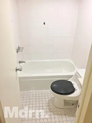 Rented by Mdrn Residential | media 14