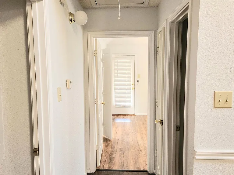 465 El Rio Dr — Photo 13