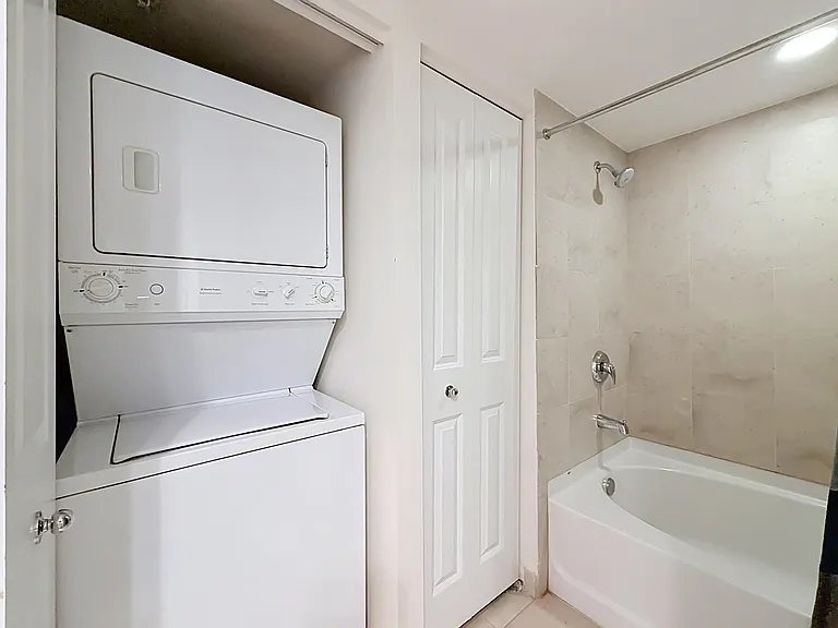 610 W Las Olas Blvd #1819N — Photo 54