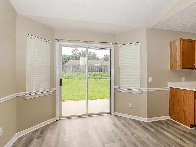 248 Fern Ct — Photo 6