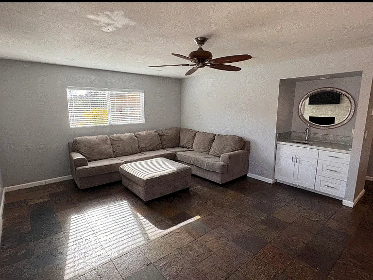 1721 Rambla Ct — Photo 11