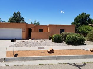 10005 Michelle Loop NE, Albuquerque, NM 87111
